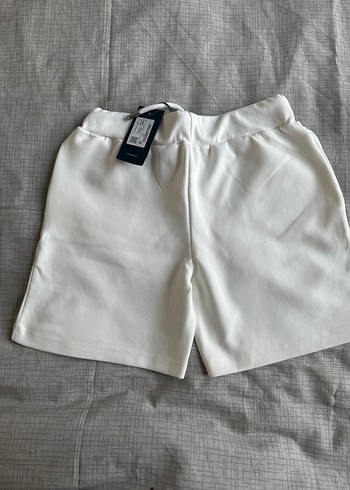 Karl Lagerfeld Beyaz Pamuklu Mini Şort - Görsel 5