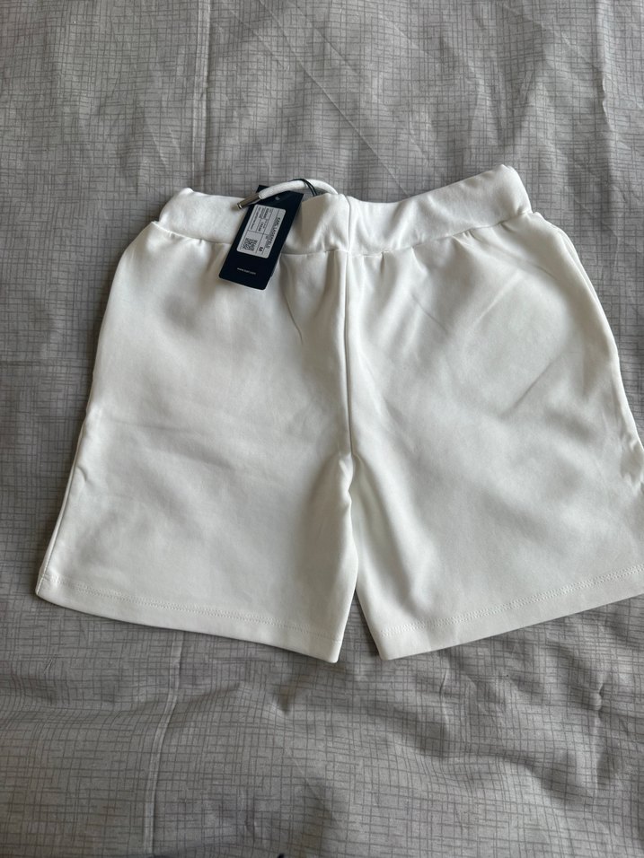 Karl Lagerfeld Beyaz Pamuklu Mini Şort - Görsel 5