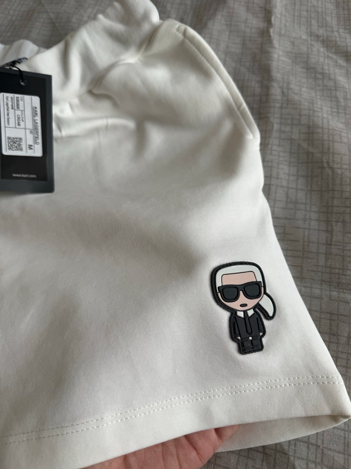 Karl Lagerfeld Beyaz Pamuklu Mini Şort - Görsel 4