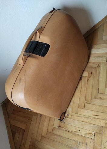 Samsonite valiz