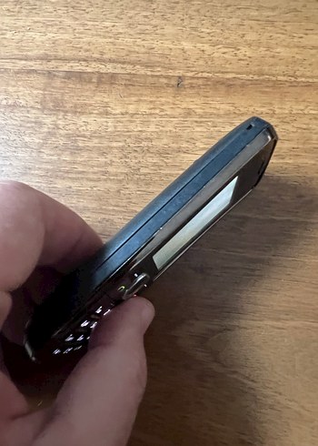 Klasik Kahverengi Tuşlu Telefon - Görsel 3