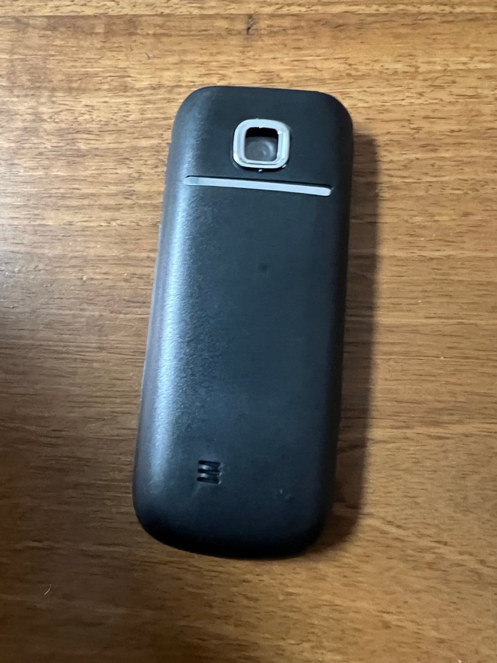 Klasik Kahverengi Tuşlu Telefon - Görsel 2