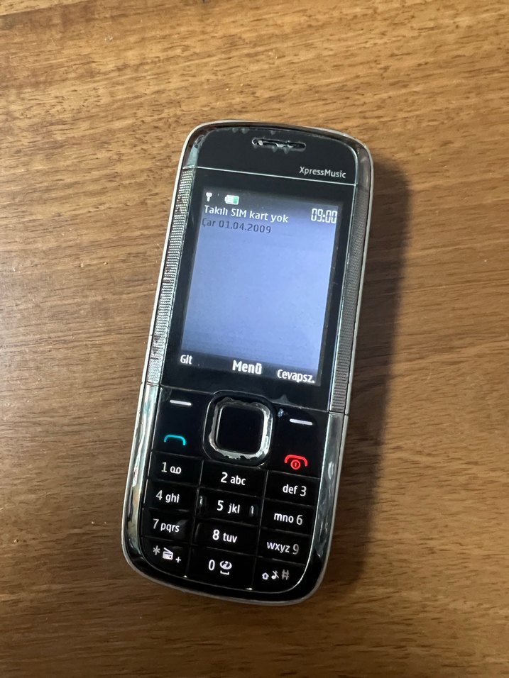 Turkuaz Nokia XpressMusic Tuşlu Telefon - Görsel 5