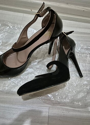 37 Beden siyah Renk Siyah Stiletto