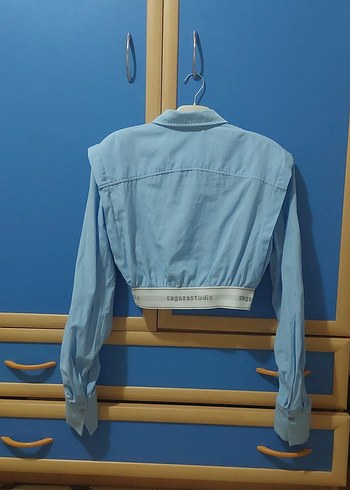 Düğmeli Mavi Kısa Kot Gömlek - Görsel 2