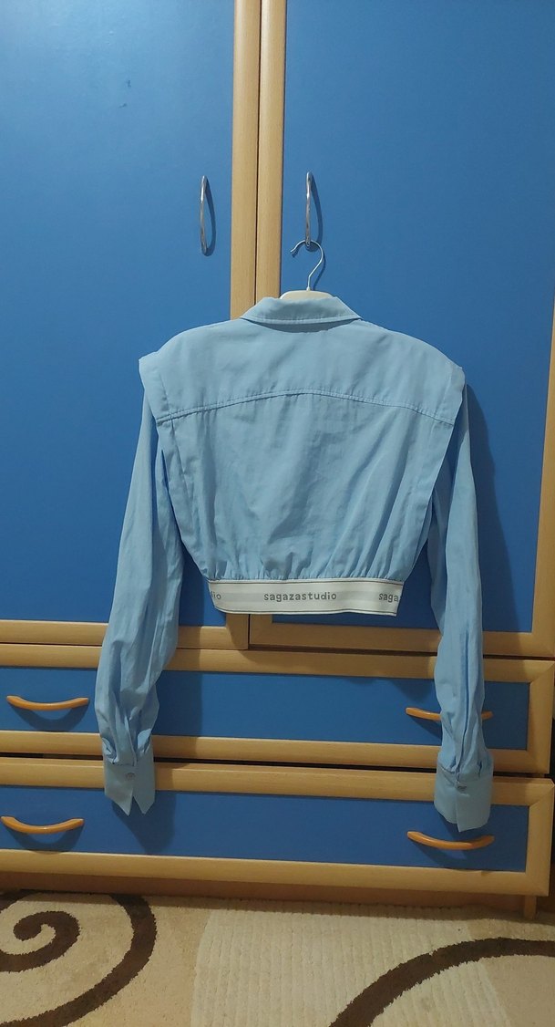 Düğmeli Mavi Kısa Kot Gömlek - Görsel 2