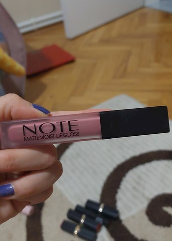 Note Note Mat Nemlendirici Mat Dudak Parlatıcısı