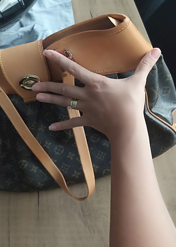 Kahverengi Deri Tokalı Kadın Çantası - Görsel 9