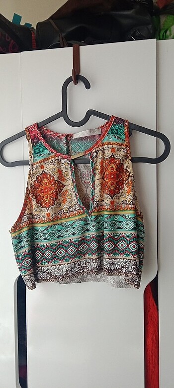 etnik desenli crop