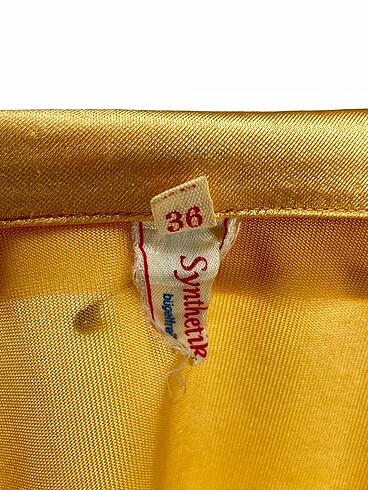 36 Beden altın Renk Vintage Love Bluz %70 İndirimli.