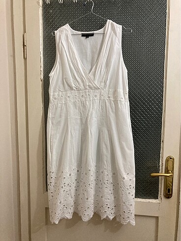 Otantik beyaz elbise