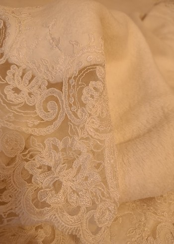 Dantelli Düz Yatak Örtüsü - Görsel 4