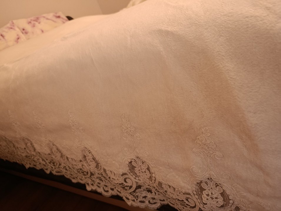 Dantelli Düz Yatak Örtüsü - Görsel 5