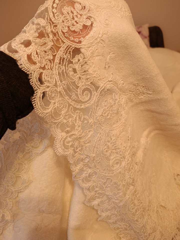 Dantelli Düz Yatak Örtüsü - Görsel 3