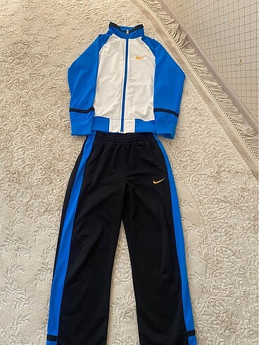Nike 10/12 YAŞ ERKEK ÇOCUK EŞOFMAN TAKIM