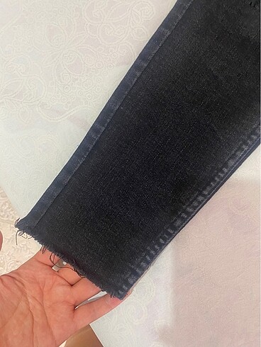 28 Beden siyah Renk 28 BEDEN DENIM KOT PANTOLON