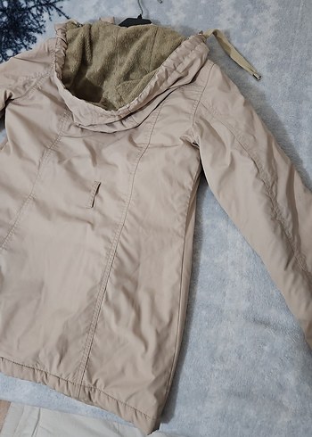 Kadın Bej Kürk Detaylı Kışlık Mont - Görsel 3