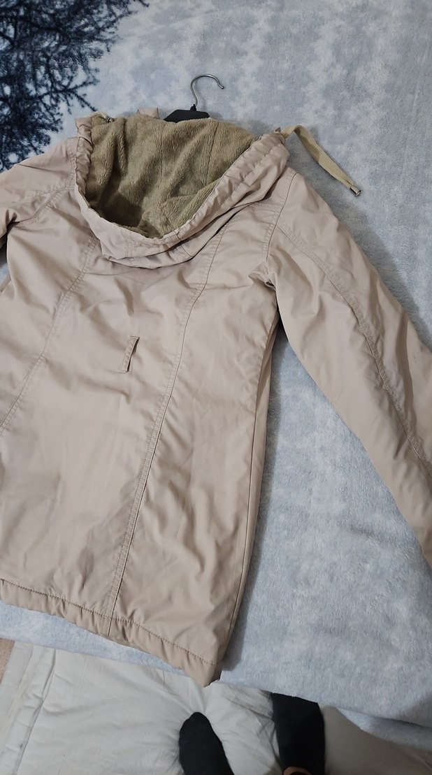 Kadın Bej Kürk Detaylı Kışlık Mont - Görsel 3