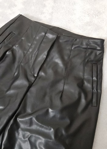 Siyah Deri Kemerli Kadın Pantolon - Görsel 2