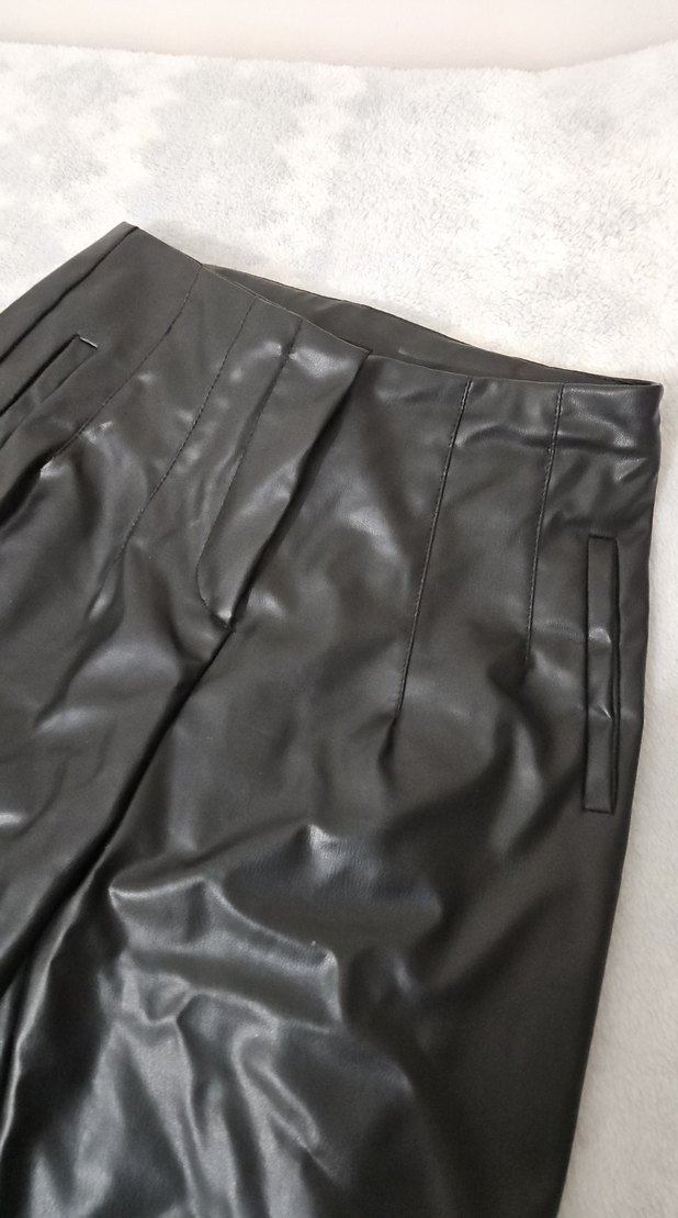 Siyah Deri Kemerli Kadın Pantolon - Görsel 2