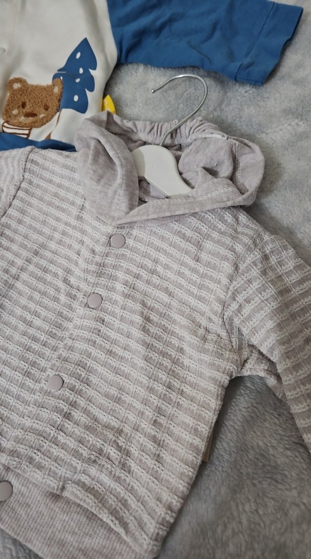 Uzun Kollu Kapüşonlu Bebek Takımı 2 ürün 1-3 ay - Görsel 2