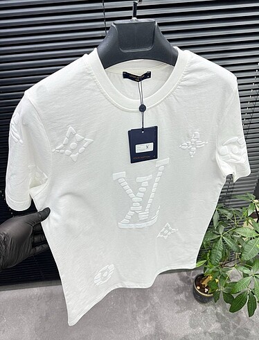xl Beden Louis Vuitton tişört