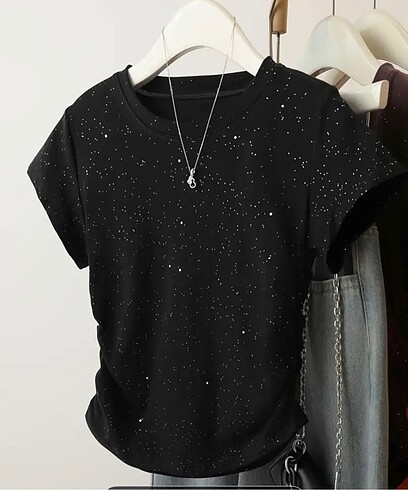 Siyah simli crop