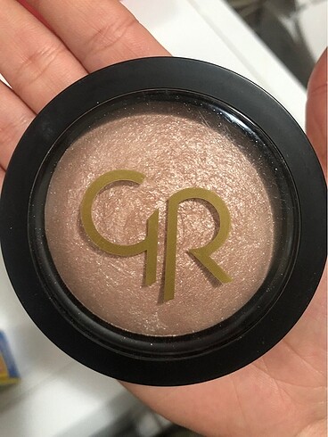 Golden Rose Highlighter