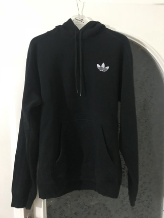 Adidas Sweatshirt