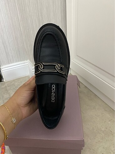 37 Beden siyah Renk Derimod loafer ayakkabı