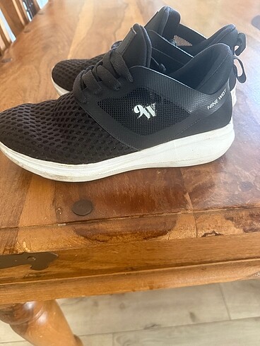 Nine West Sporayakkabı