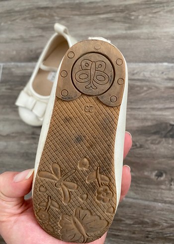 LC Waikiki Kız Çocuk Beyaz Fiyonklu Babet