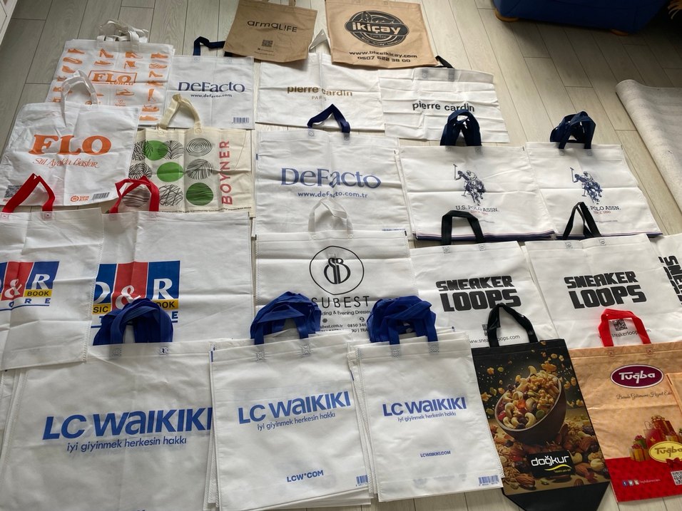 Beyaz Baskılı Kadın Tote Çanta Velcro - Görsel 3