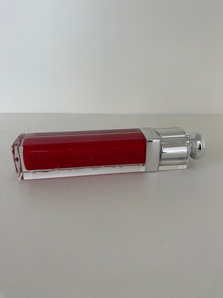 Parlak Kırmızı Ruj - Görsel 3