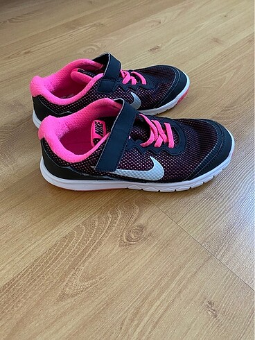 33 Beden Nike ayakkabı