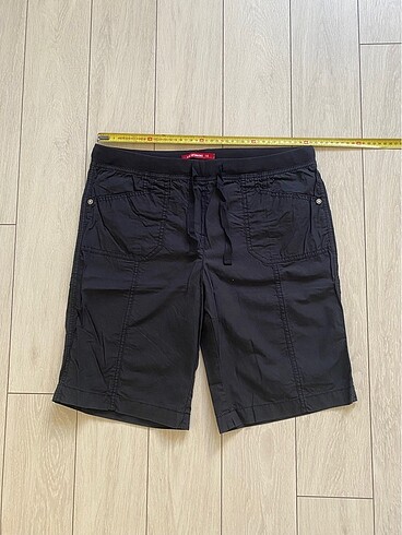 LC Waikiki Kapri