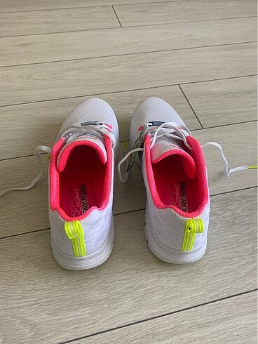 38 Beden çeşitli Renk Skechers spor ayakkabı