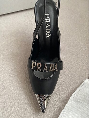 38 Beden siyah Renk Prada topuklu ayakkabı