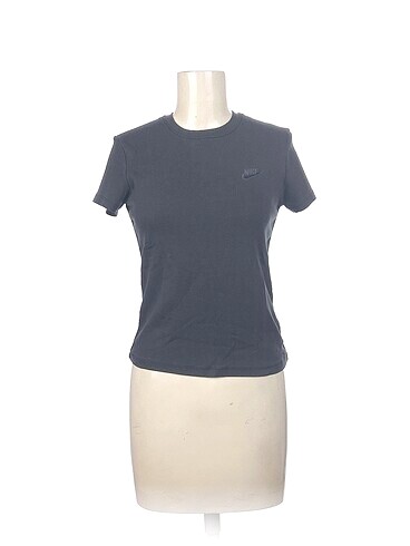 PreLoved T-shirt %70 İndirimli.
