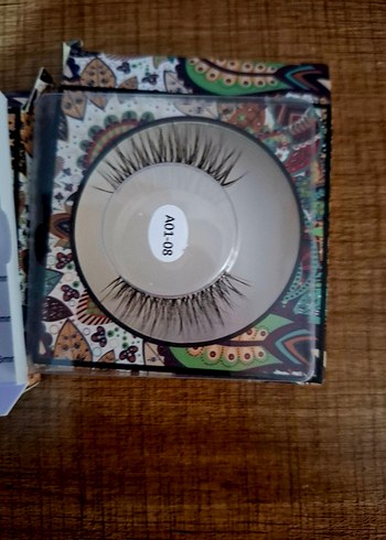 Bej ve Gri Takma Kirpik Seti - Görsel 4