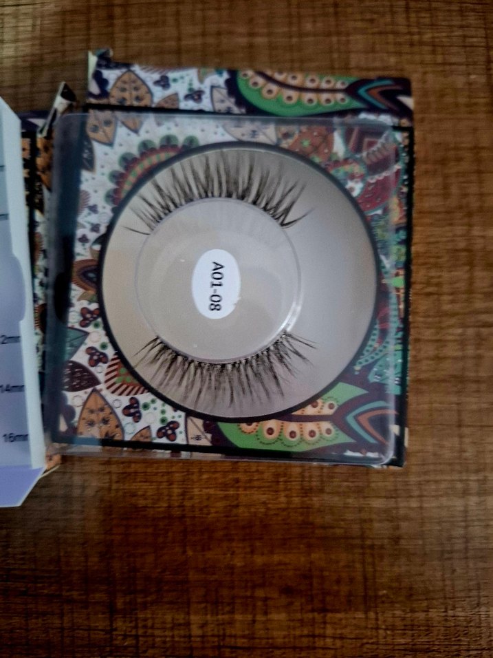 Bej ve Gri Takma Kirpik Seti - Görsel 4