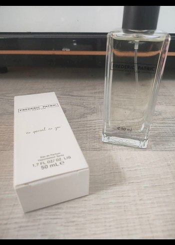 Frederic Patric L-6 Kadın Parfüm 50 ml lancome la vie est - Görsel 3