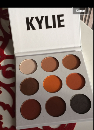 Kylie Cosmetics KYLIE FAR PALETİ