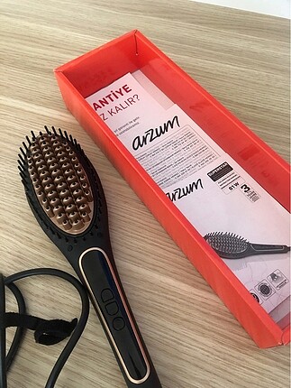 Arzum saç şekillendirici tarak