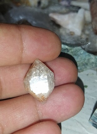 Herkimer kuvars nadir olusum