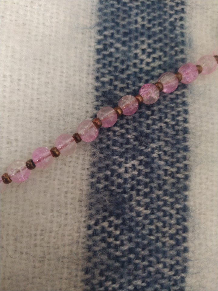 Pembe Boncuklu Minimalist Bileklik - Görsel 3