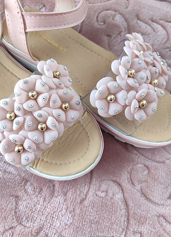 H&M Çiçekli sandalet