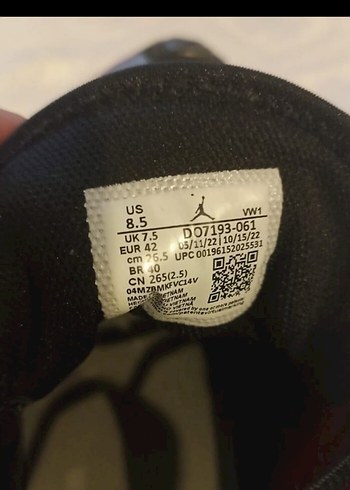 Kırmızı Siyah Bağcıklı Basketbol Ayakkabısı - Görsel 5