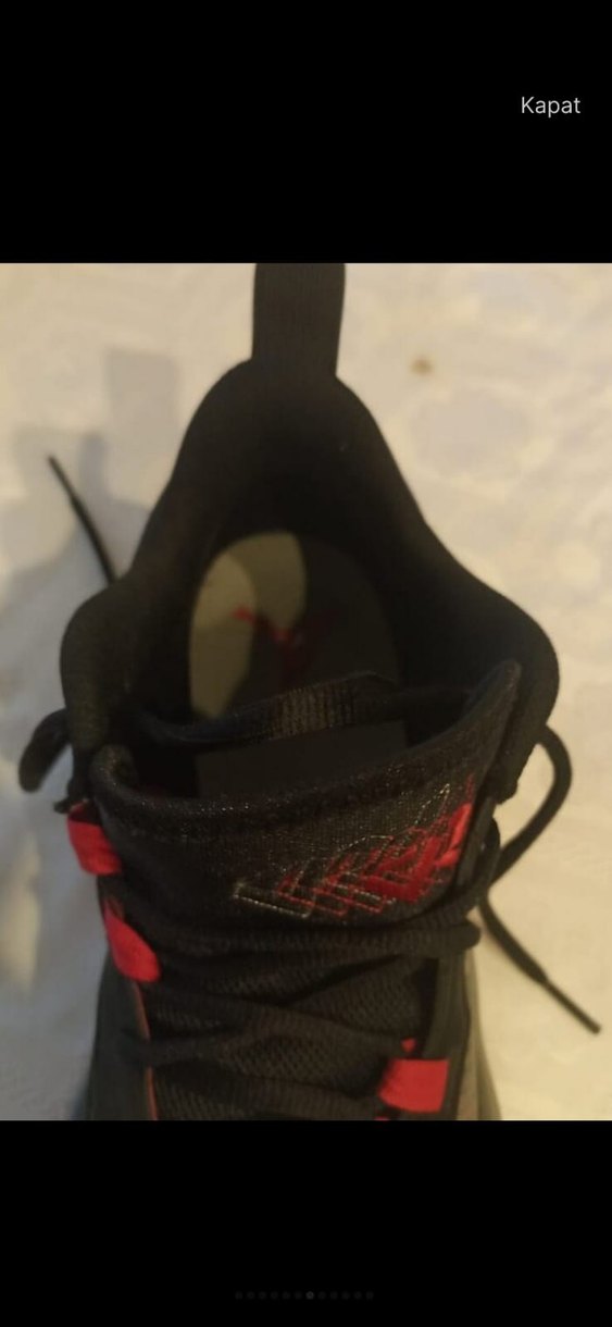 Kırmızı Siyah Bağcıklı Basketbol Ayakkabısı - Görsel 3