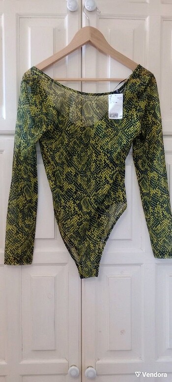 H&M H&M Body Yılan Desenli Bluz